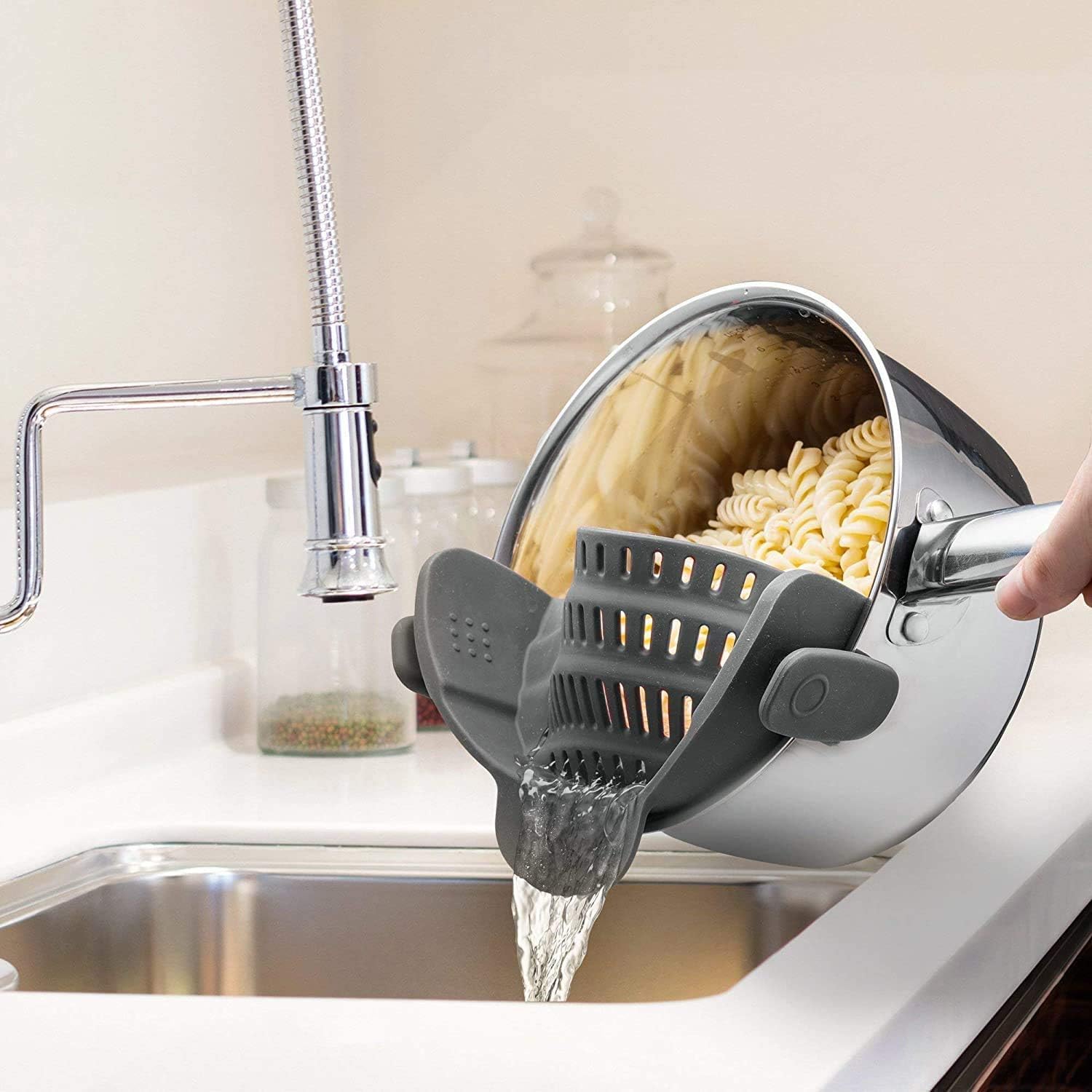 🍝 Silicone Pasta Strainer 🍜